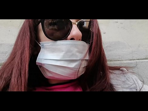 ❤️ Nicoletta analipiza kisasi kwa jirani yake na kukojoa kwenye karakana yake (Karantini Maalum ya Covid19 ya Italia) Ponografia ya mkundu ❌️❤